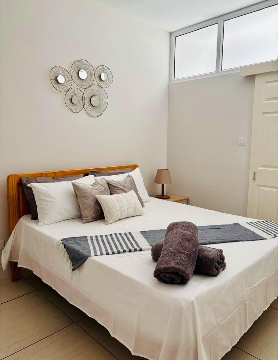 Stunning 3-Bedroom Apartment With Private Rooftop Terrace & Gorgeous Pool Flic-en-Flacq 外观 照片